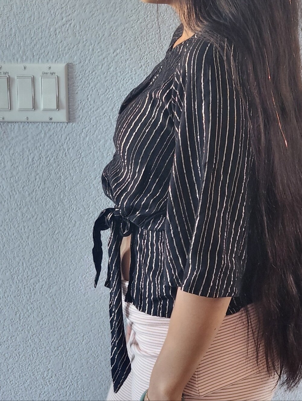 Express Gold Striped ¾ Sleeve Top Size XS - Picture 4 of 10